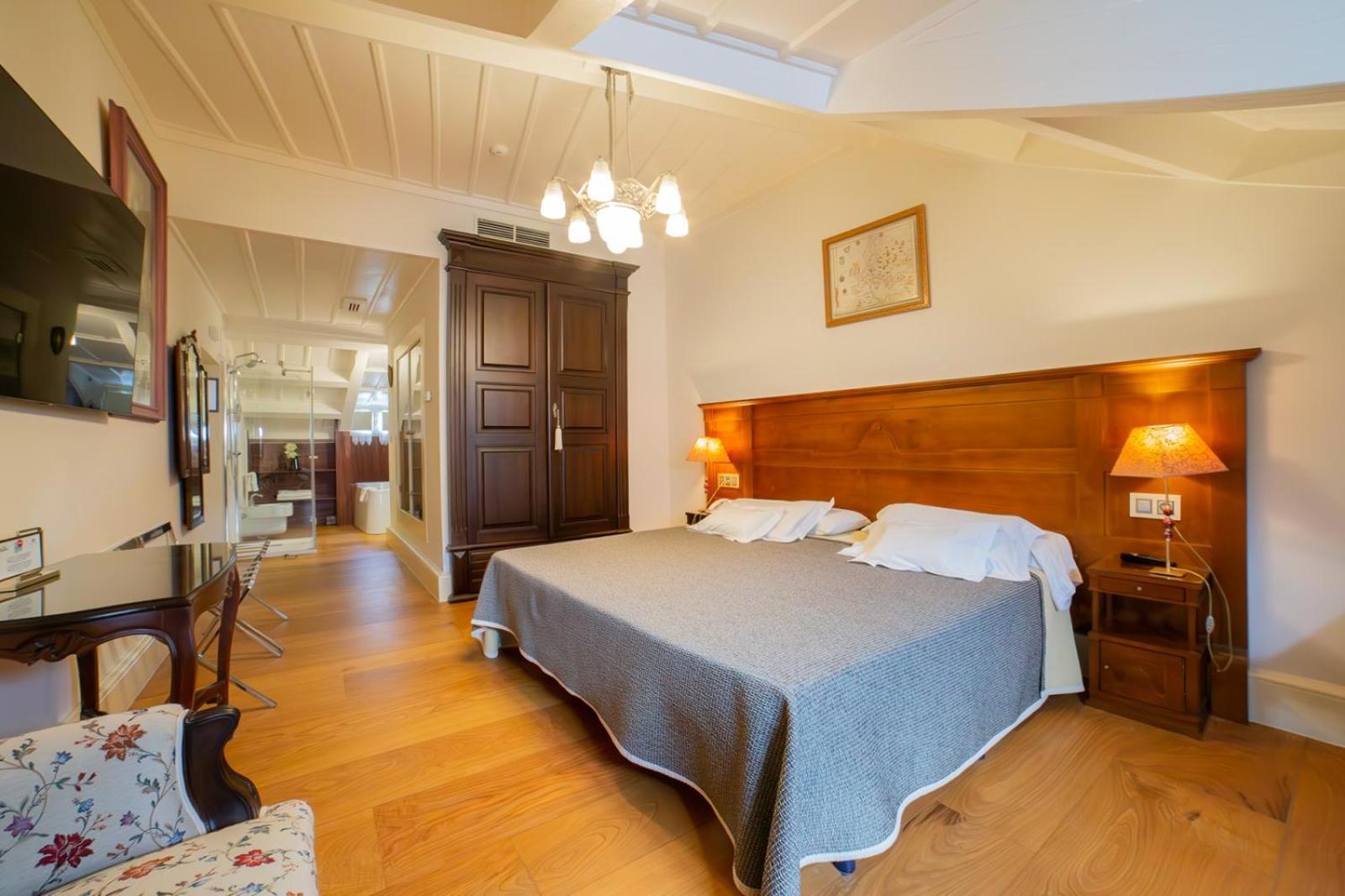 Hotel Monumento Pazo De Orban Lugo Kamer foto